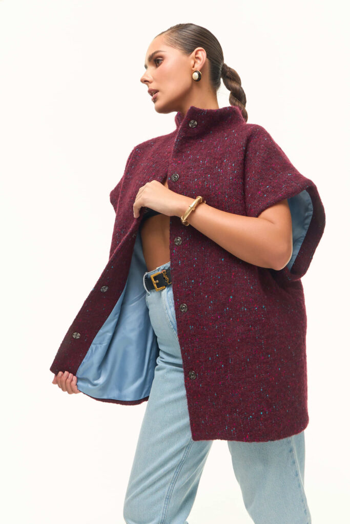 Жилет из шерсти с вискозой